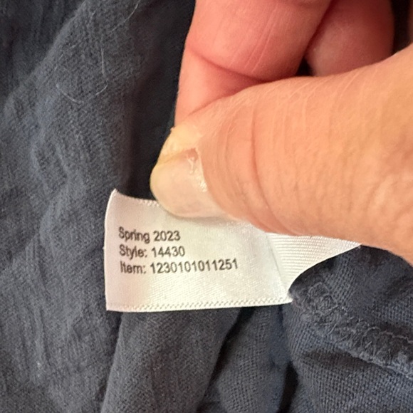 Marine Layer Men's Navy Tee with Multicolor Striped Pocket Large - Picture 8 of 10